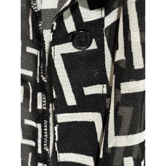 LIVE 4 TRUTH 1X Geometric Print Button Front Long Sheer Shirt Dress Black White - Picture 5 of 10